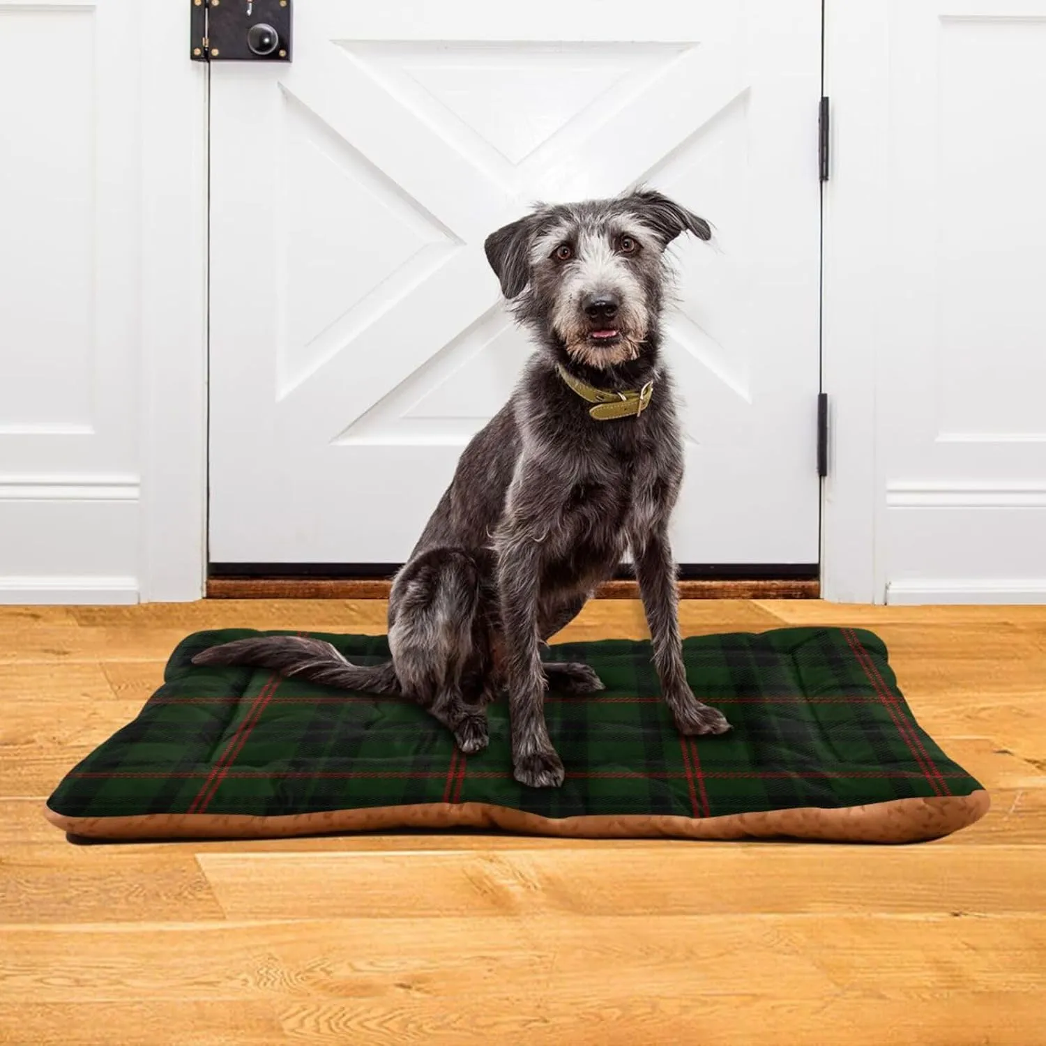 GuoChe Black Red Plaid Sleeping Beds for Dogs Cats Soft Warm Dog Mat Heated Pet Bed for Large Medium Small Pets